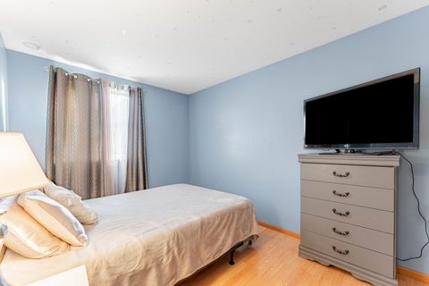 Tiny photo for 813 Serendipity Drive, Aurora, IL 60504 (MLS # 12570198)