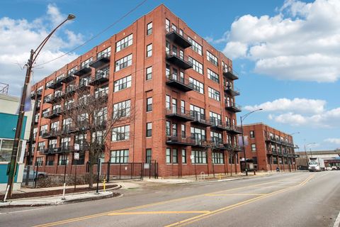 Photo of 2323 W Pershing Road #228, Chicago, IL 60609 (MLS # 12570681)
