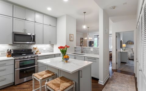 Tiny photo for 4118 N LINCOLN Avenue #302, Chicago, IL 60618 (MLS # 12634019)