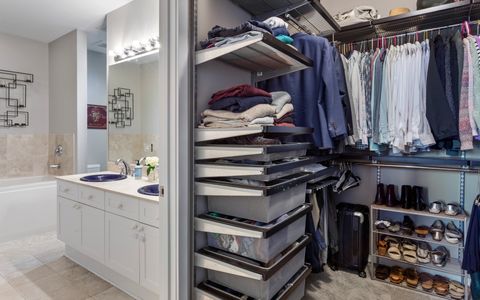 Tiny photo for 4118 N LINCOLN Avenue #302, Chicago, IL 60618 (MLS # 12634019)