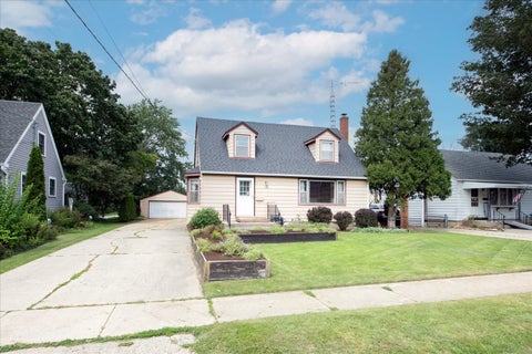 Tiny photo for 309 E Sunset Place, DeKalb, IL 60115 (MLS # 12724246)