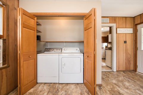 Tiny photo for 309 E Sunset Place, DeKalb, IL 60115 (MLS # 12724246)
