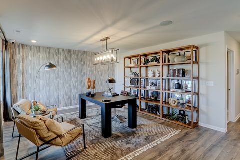 Tiny photo for 402 Comstock Road, South Elgin, IL 60177 (MLS # 12620497)