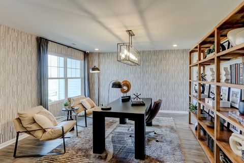 Tiny photo for 402 Comstock Road, South Elgin, IL 60177 (MLS # 12620497)