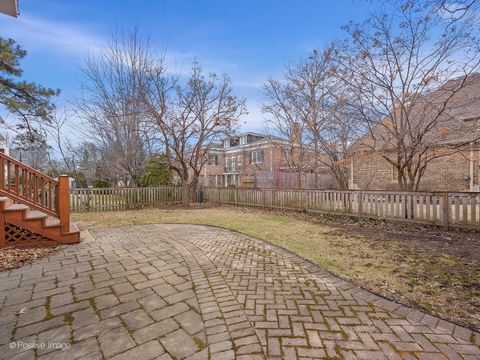 Tiny photo for 225 S Stone Avenue, La Grange, IL 60525 (MLS # 12556625)