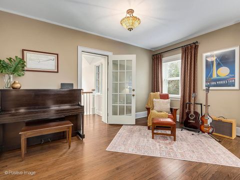 Tiny photo for 225 S Stone Avenue, La Grange, IL 60525 (MLS # 12556625)