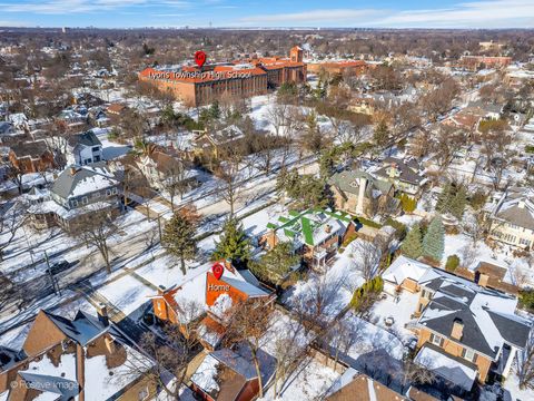 Tiny photo for 225 S Stone Avenue, La Grange, IL 60525 (MLS # 12556625)