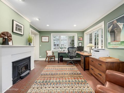 Tiny photo for 225 S Stone Avenue, La Grange, IL 60525 (MLS # 12556625)