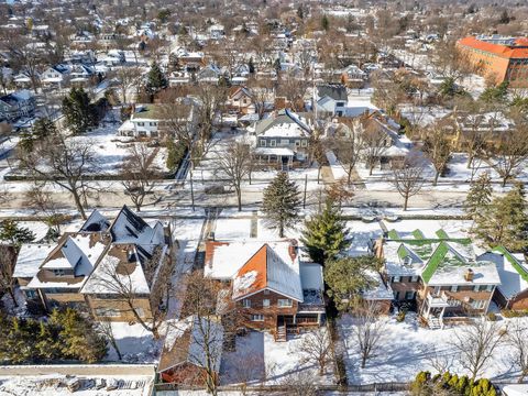 Tiny photo for 225 S Stone Avenue, La Grange, IL 60525 (MLS # 12556625)