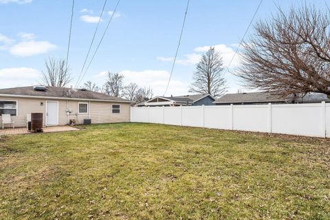 Tiny photo for 303 SPRUCE Street, North Aurora, IL 60542 (MLS # 12543817)