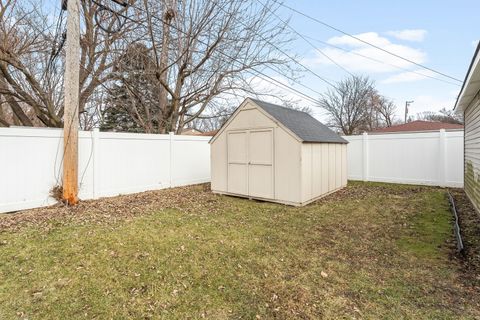Tiny photo for 303 SPRUCE Street, North Aurora, IL 60542 (MLS # 12543817)