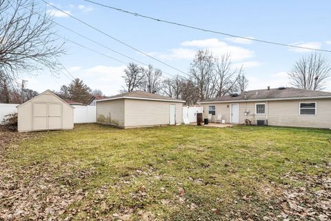 Tiny photo for 303 SPRUCE Street, North Aurora, IL 60542 (MLS # 12543817)