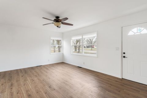 Tiny photo for 303 SPRUCE Street, North Aurora, IL 60542 (MLS # 12543817)