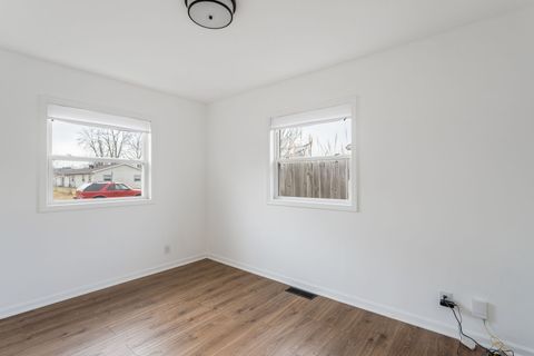 Tiny photo for 303 SPRUCE Street, North Aurora, IL 60542 (MLS # 12543817)