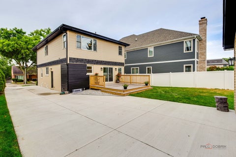 Tiny photo for 607 S Cedar Avenue, Elmhurst, IL 60126 (MLS # 12757449)