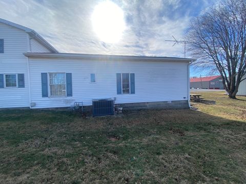 Tiny photo for 515 S Elm Street, Sesser, IL 62884 (MLS # 12549994)