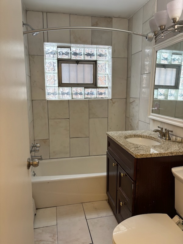 7204 N Ashland Boulevard A