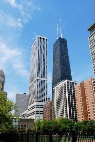 Chicago, Illinois 60611, United States, 2 Bedrooms Bedrooms, ,2 BathroomsBathrooms,Residential,Active,244910