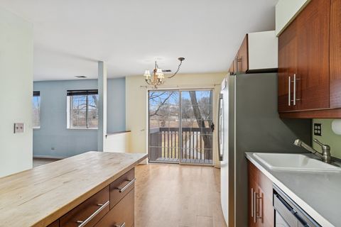 Tiny photo for 1344 S Lorraine Road #C, Wheaton, IL 60189 (MLS # 12567945)