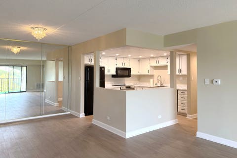 Tiny photo for 350 plum creek Drive #403, Wheeling, IL 60090 (MLS # 12684948)