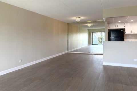 Tiny photo for 350 plum creek Drive #403, Wheeling, IL 60090 (MLS # 12684948)