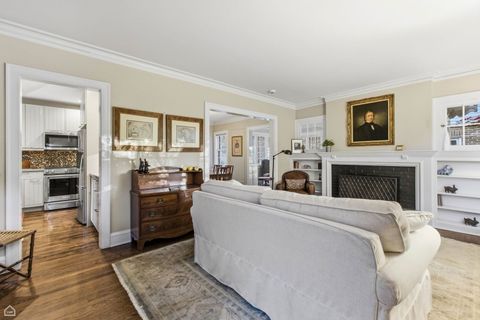 Tiny photo for 2221 Lincolnwood Drive, Evanston, IL 60201 (MLS # 12522573)