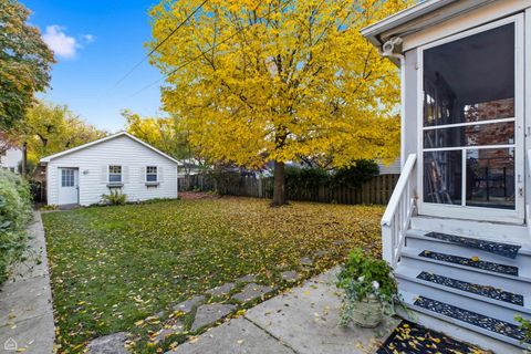 Tiny photo for 2221 Lincolnwood Drive, Evanston, IL 60201 (MLS # 12522573)
