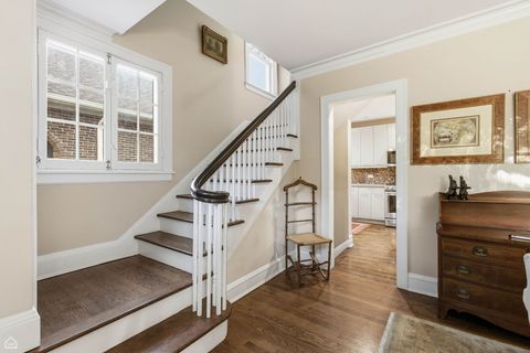 Tiny photo for 2221 Lincolnwood Drive, Evanston, IL 60201 (MLS # 12522573)