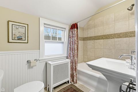 Tiny photo for 2221 Lincolnwood Drive, Evanston, IL 60201 (MLS # 12522573)