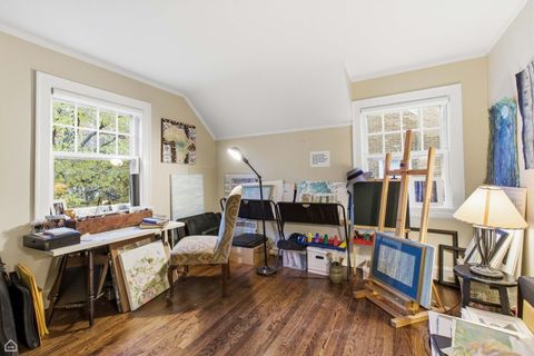 Tiny photo for 2221 Lincolnwood Drive, Evanston, IL 60201 (MLS # 12522573)