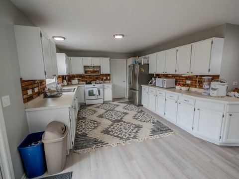 Tiny photo for 1060 Elma Avenue, Elgin, IL 60120 (MLS # 12628489)