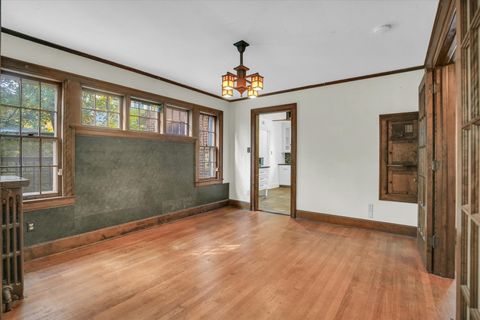 Tiny photo for 1001 S Douglas Avenue, Urbana, IL 61801 (MLS # 12455044)