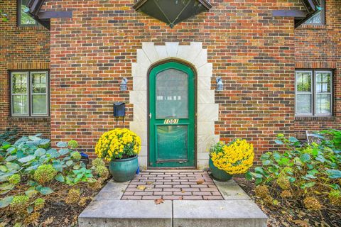 Tiny photo for 1001 S Douglas Avenue, Urbana, IL 61801 (MLS # 12455044)