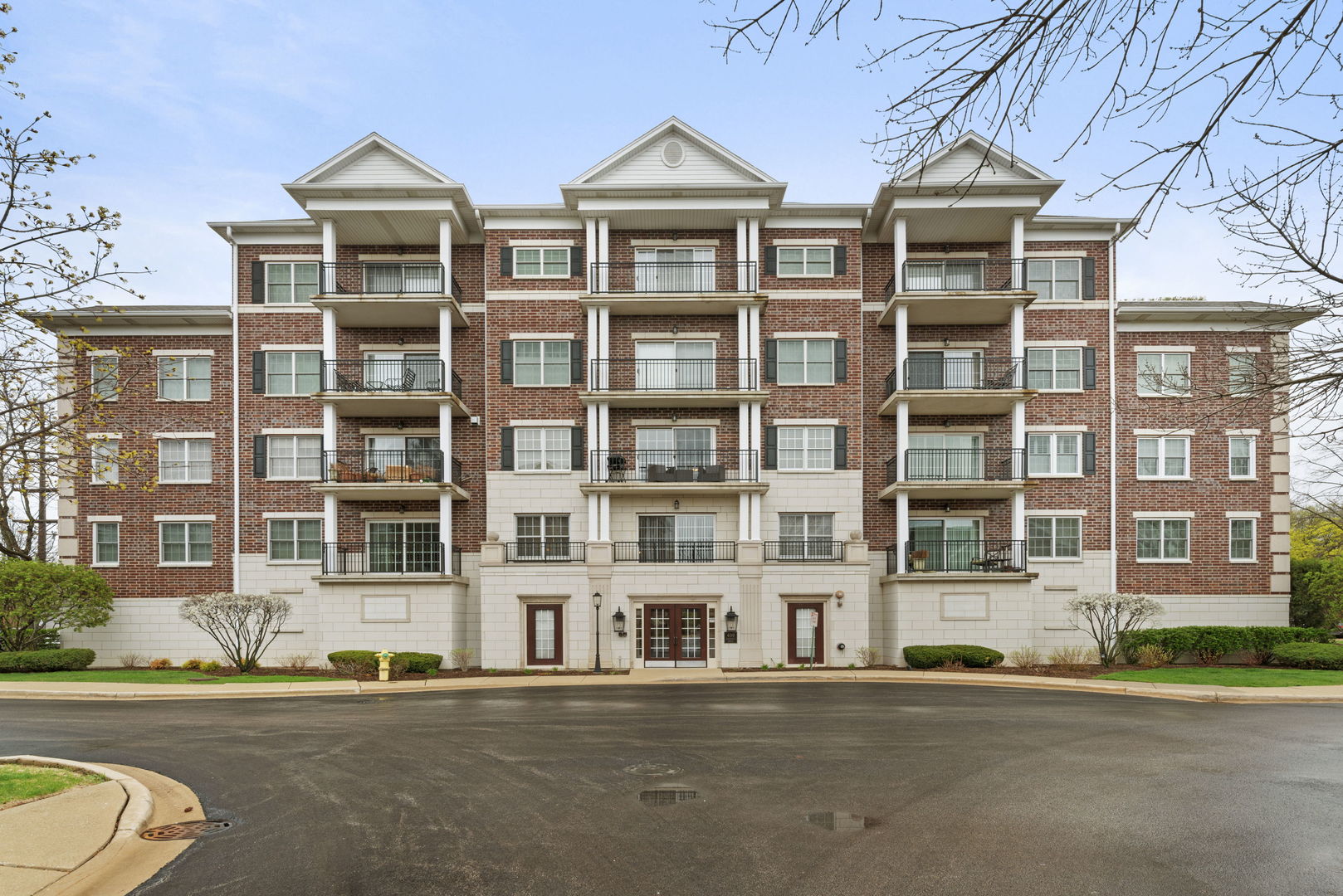 400 McDaniels Circle 405