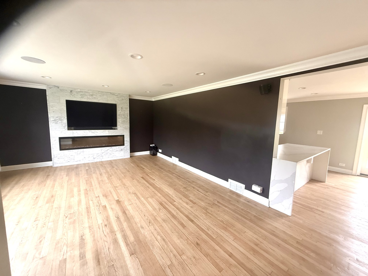 2055 Walnut Circle