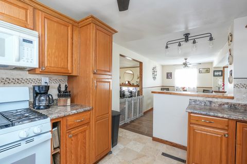 Tiny photo for 260 W Country Court, Bourbonnais, IL 60914 (MLS # 12564917)