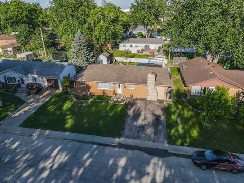 Tiny photo for 260 W Country Court, Bourbonnais, IL 60914 (MLS # 12564917)