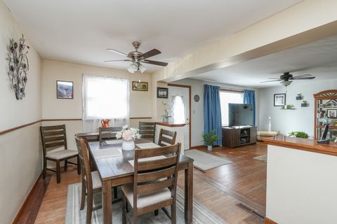 Tiny photo for 260 W Country Court, Bourbonnais, IL 60914 (MLS # 12564917)