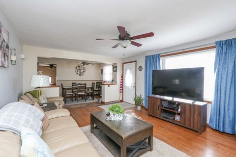 Tiny photo for 260 W Country Court, Bourbonnais, IL 60914 (MLS # 12564917)