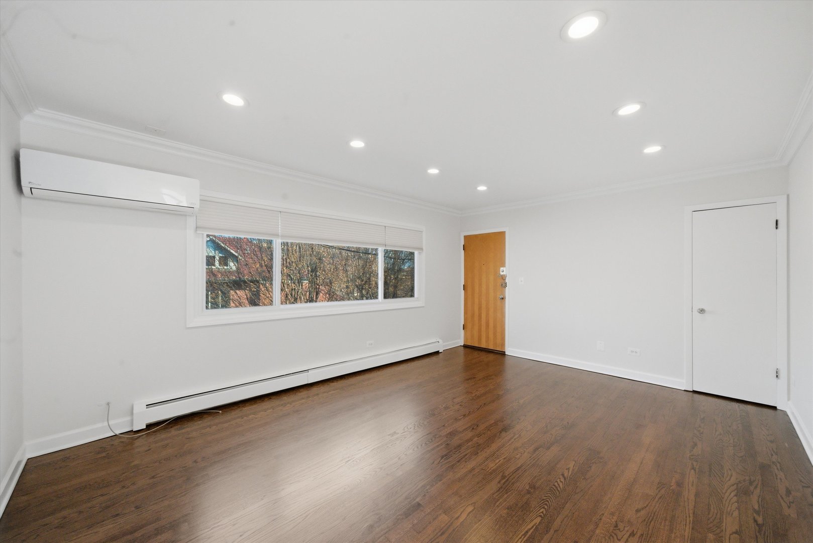 1331 W Chase Avenue 3A