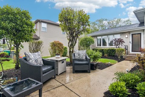 Tiny photo for 2905 Carol Drive, Joliet, IL 60432 (MLS # 12622839)