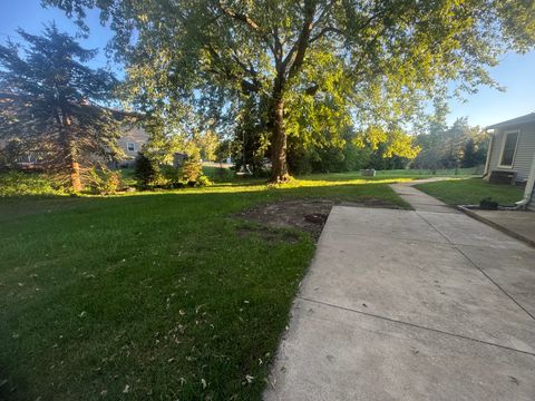 Tiny photo for 1606 E Stonehenge Drive #14-B, Sycamore, IL 60178 (MLS # 12493993)