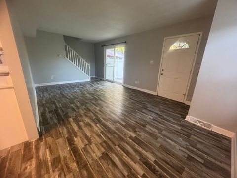 Tiny photo for 1606 E Stonehenge Drive #14-B, Sycamore, IL 60178 (MLS # 12493993)