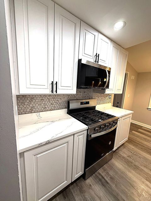 Tiny photo for 758 N Kenilworth Avenue, Glen Ellyn, IL 60137 (MLS # 12525344)