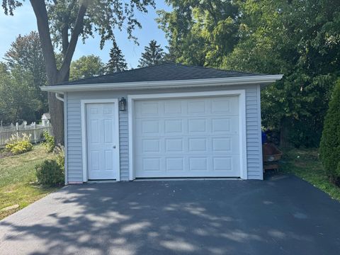 Tiny photo for 758 N Kenilworth Avenue, Glen Ellyn, IL 60137 (MLS # 12525344)