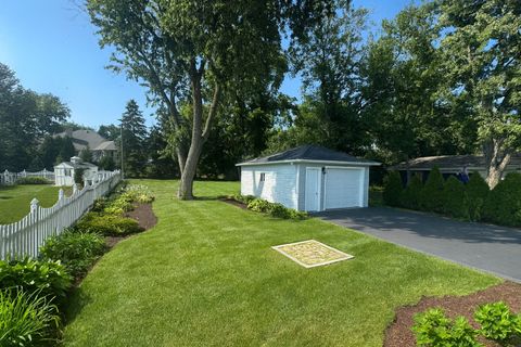 Tiny photo for 758 N Kenilworth Avenue, Glen Ellyn, IL 60137 (MLS # 12525344)