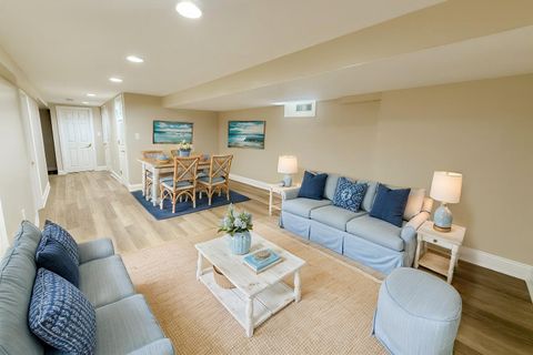 Tiny photo for 14314 MINERVA Avenue, Dolton, IL 60419 (MLS # 12525330)