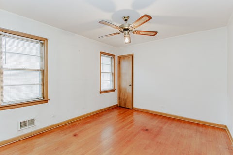 Tiny photo for 6317 N Lowell Avenue, Chicago, IL 60646 (MLS # 12648201)