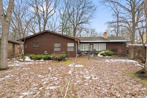 Tiny photo for 2924 W Bonnie Brook Lane, Waukegan, IL 60087 (MLS # 12532213)