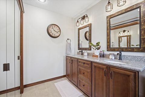 Tiny photo for 1512 Steeplechase Drive, Bloomington, IL 61701 (MLS # 12624939)